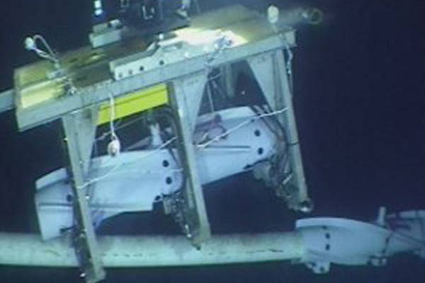 ROV Friendly VIV Suppression Strakes being installed underwater