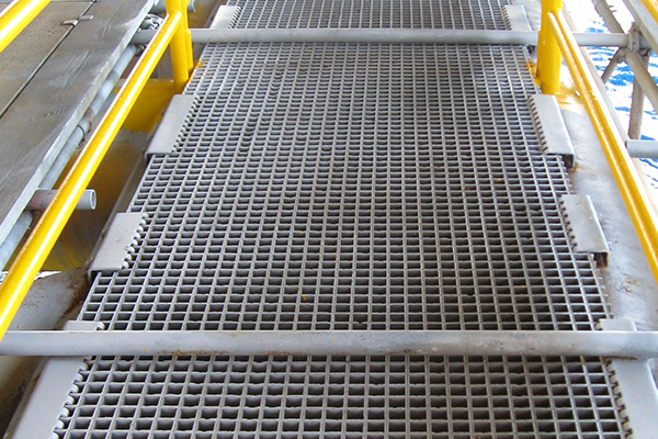 Light Gray FRP Square Mesh Grating Walkway With Yellow Handrails